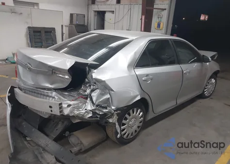 2012 Toyota Camry Le z USA, uszkodzony, nr VIN 4T1BF1FK5CU043814